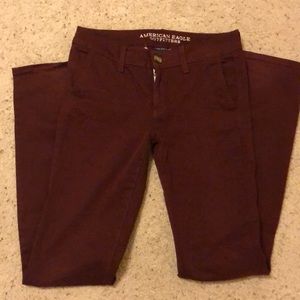 Women’s size 4 x-long AE skinny jeans